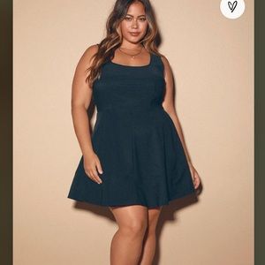 LULU’S BLACK DRESS